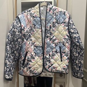 Quilted jacket/vest.